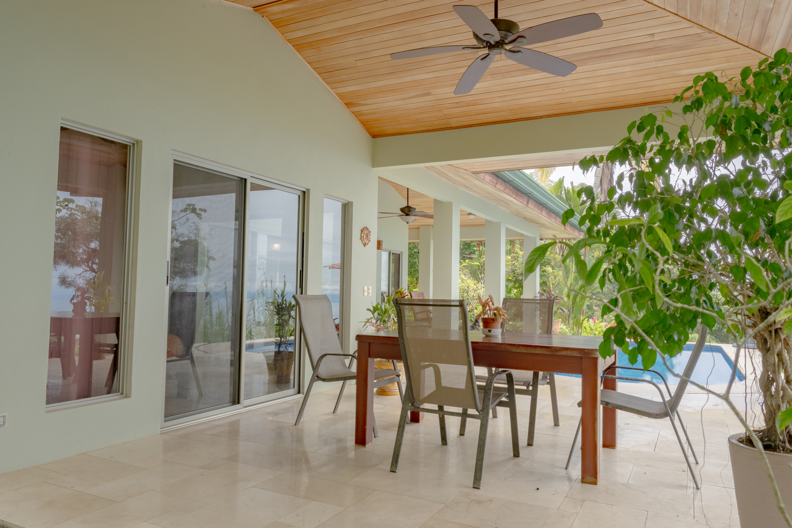 20240612_Yulian_OM1_RealEstate_Photo_CR_SouthPacific_CasaCostaVerde_4382-HDR